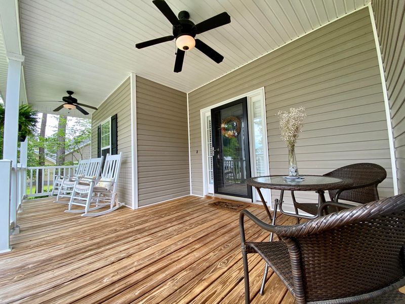 105 Heatherlock St, Hanahan, SC 29410