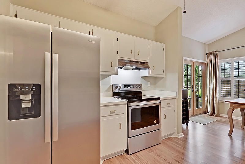 892 Corinth Ct, Mount Pleasant, SC 29464