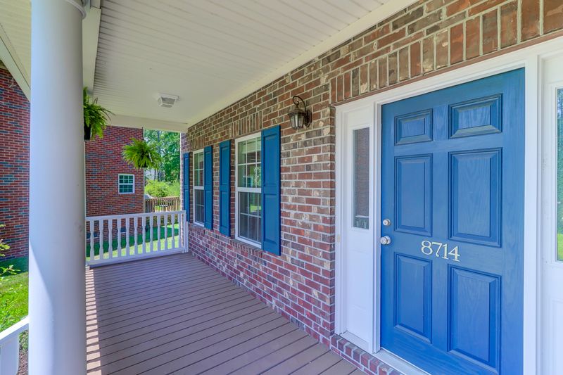 8714 Dover Creek St, North Charleston, SC 29420