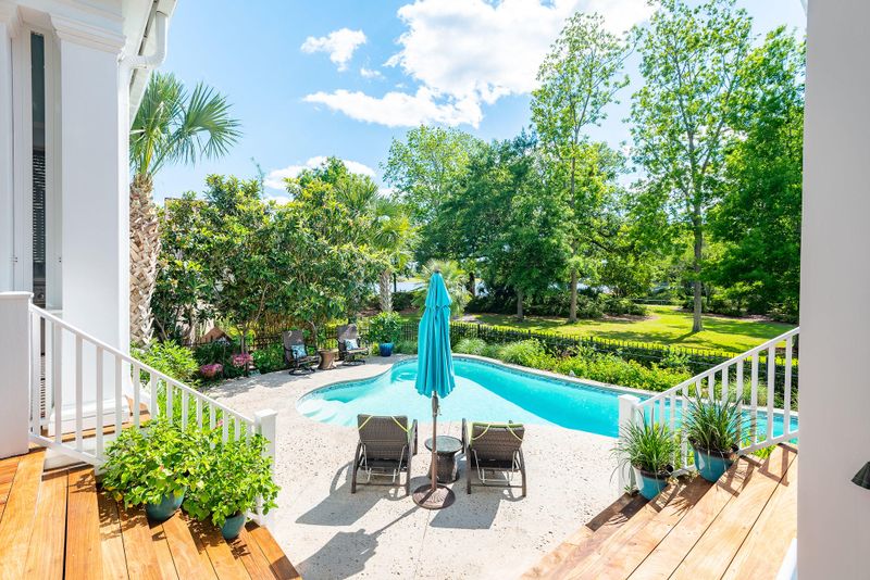1746 Pierce St, Charleston, SC 29492