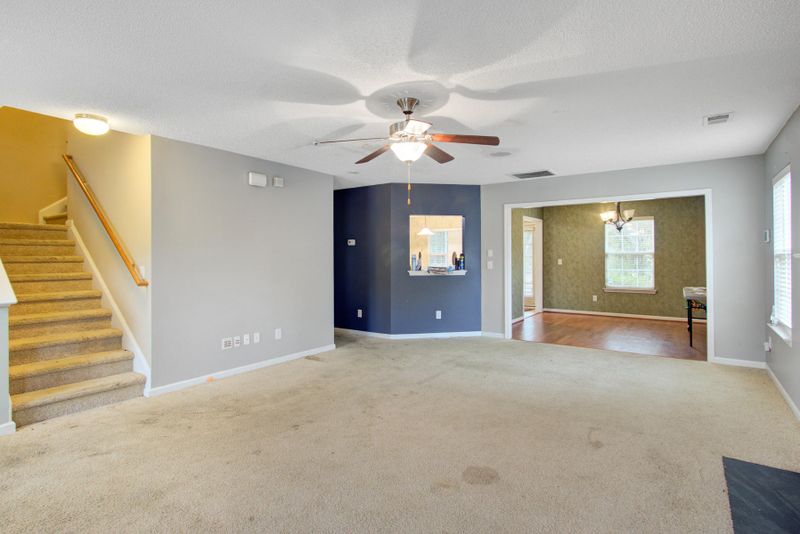 201 Green Oak Ct, Goose Creek, SC 29445