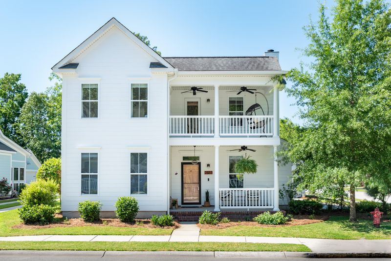 2833 Caitlins Way, Mount Pleasant, SC 29466