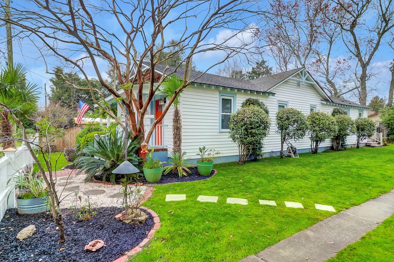 1708 Wappoo Dr, Charleston, SC 29407
