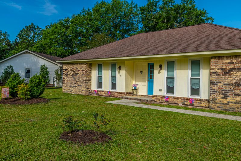 408 Longstreet St, Summerville, SC 29486