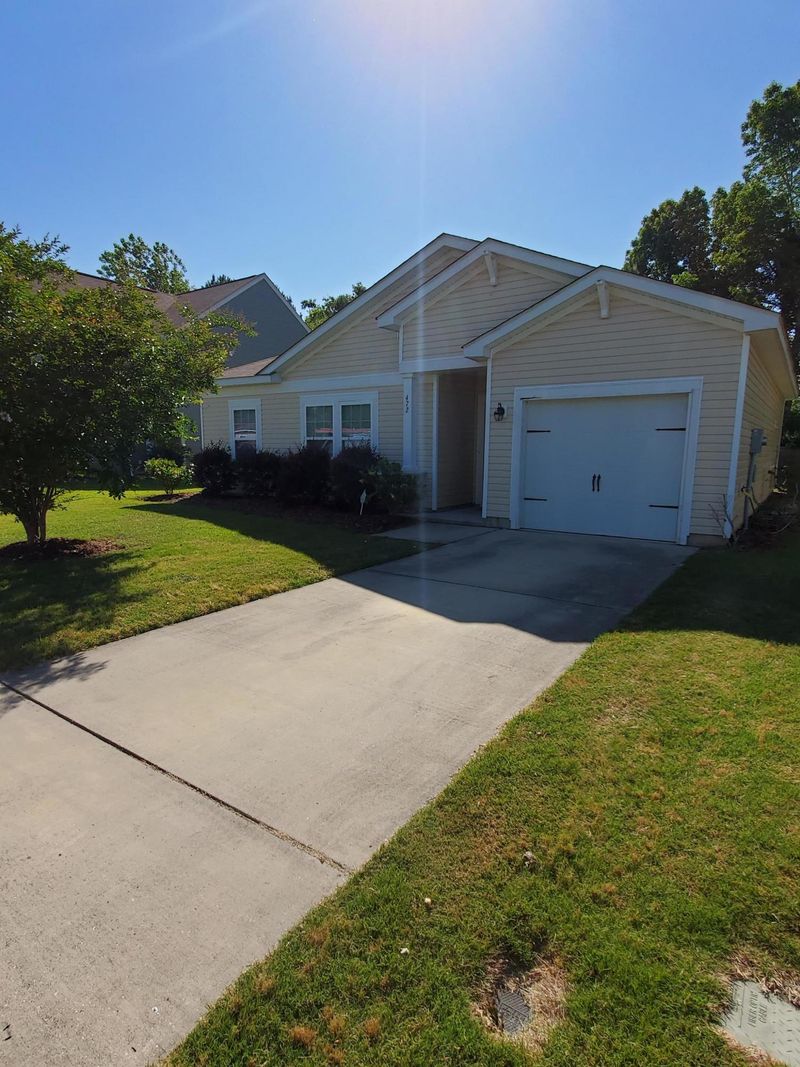 472 Rockville Rd, Moncks Corner, SC 29461