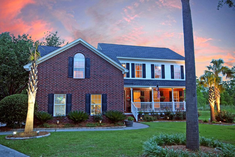 1104 Purple Martin Ln, Hanahan, SC 29410