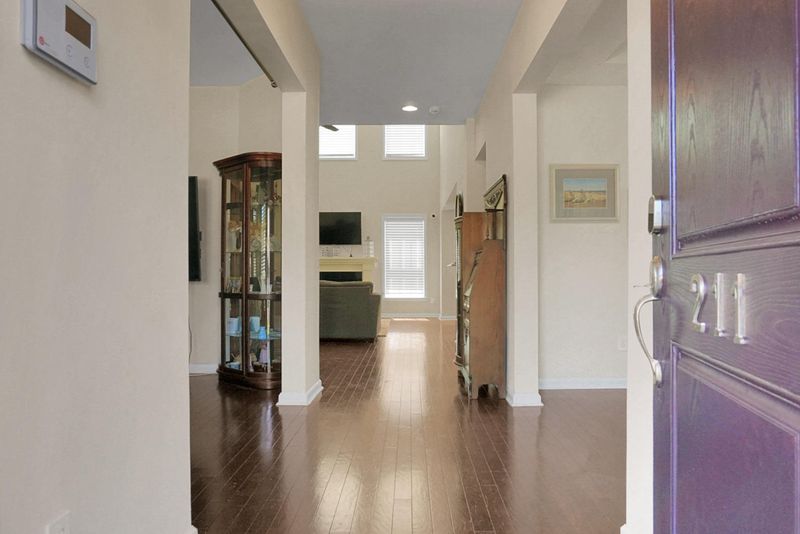 211 Pagoda Tree Dr, Goose Creek, SC 29445