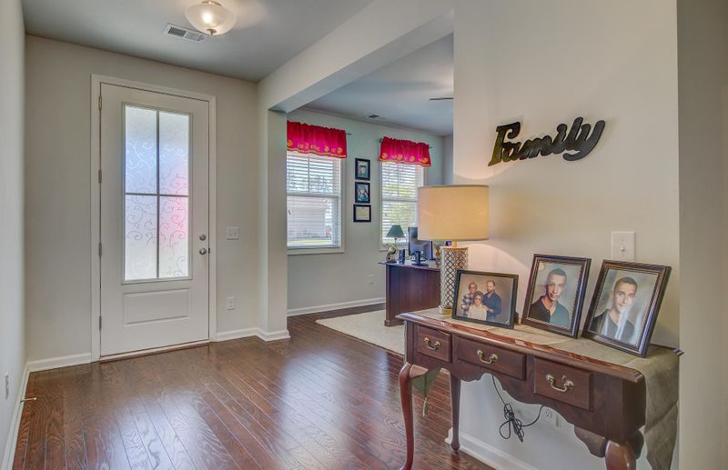 203 Yeamans Way, Summerville, SC 29483