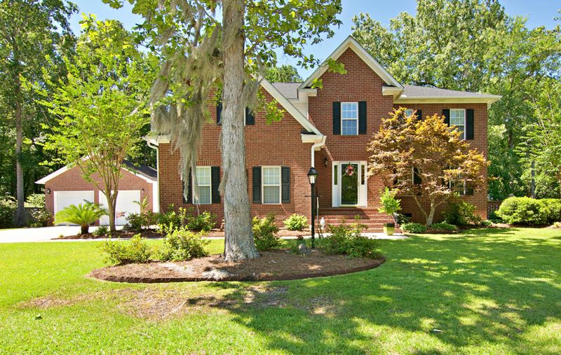 126 Haleswood Cir, Goose Creek, SC 29445