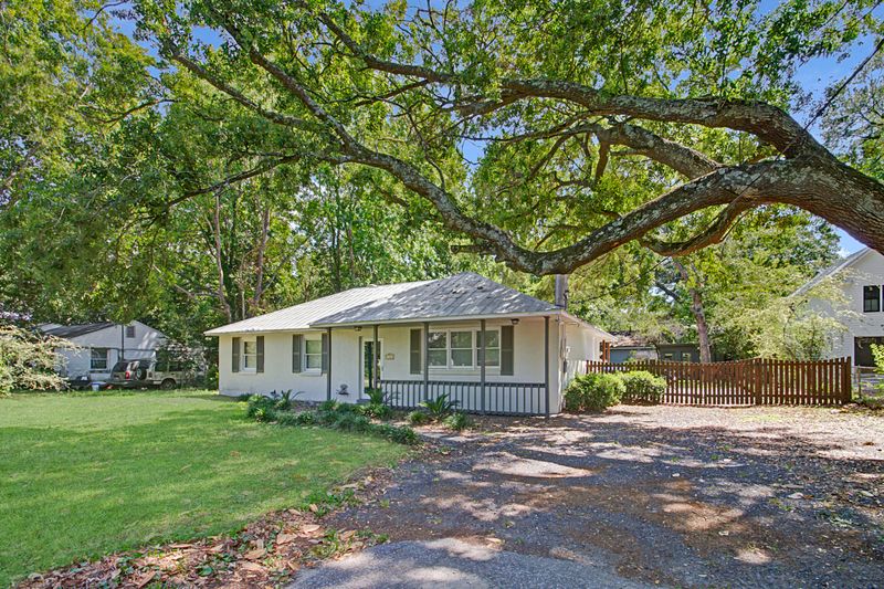 1423 Mataoka St, Mount Pleasant, SC 29464
