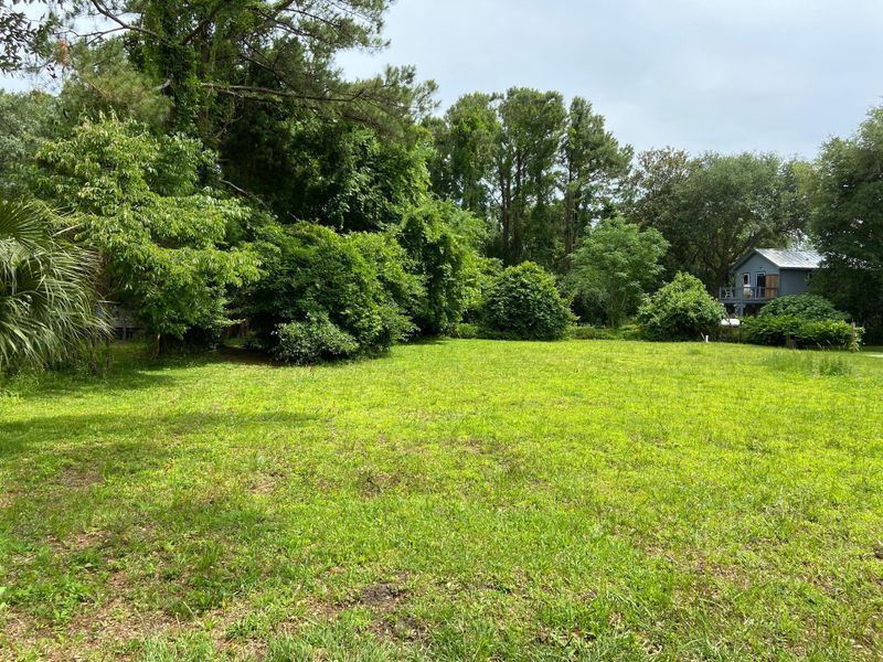 109 Scotia St, Mcclellanville, SC 29458