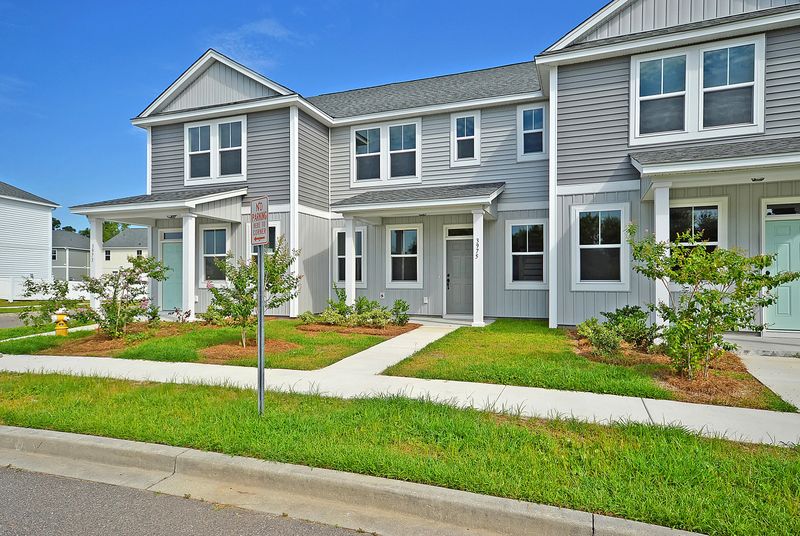 3975 Four Poles Park Dr, North Charleston, SC 29405