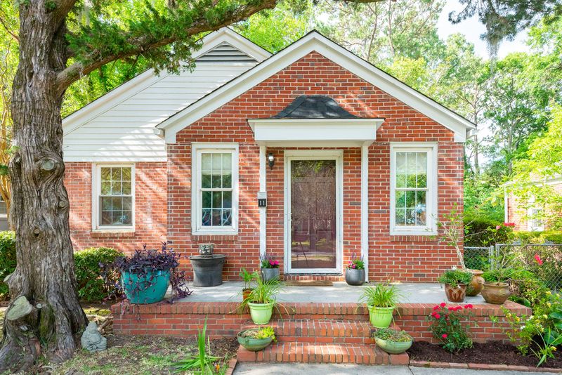 11 Lyttleton Ave, Charleston, SC 29407