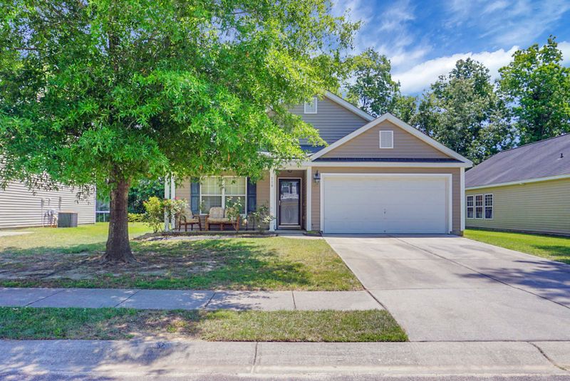 119 Destin St, Summerville, SC 29483