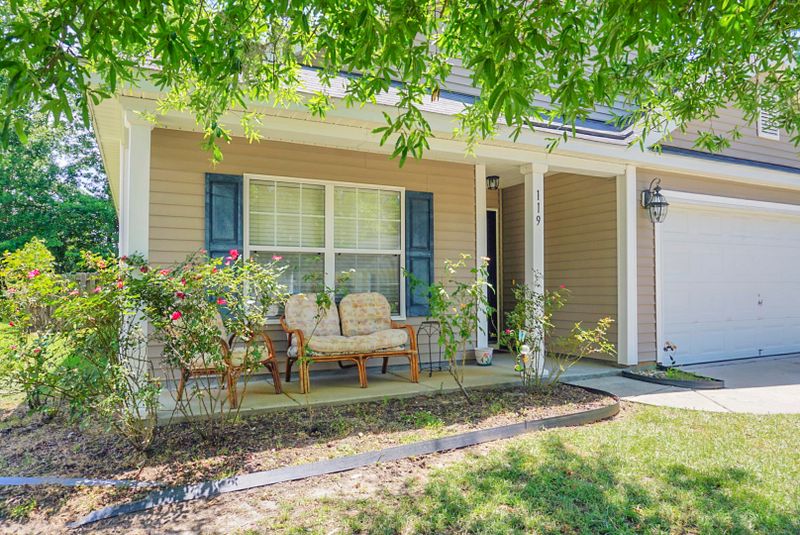 119 Destin St, Summerville, SC 29483