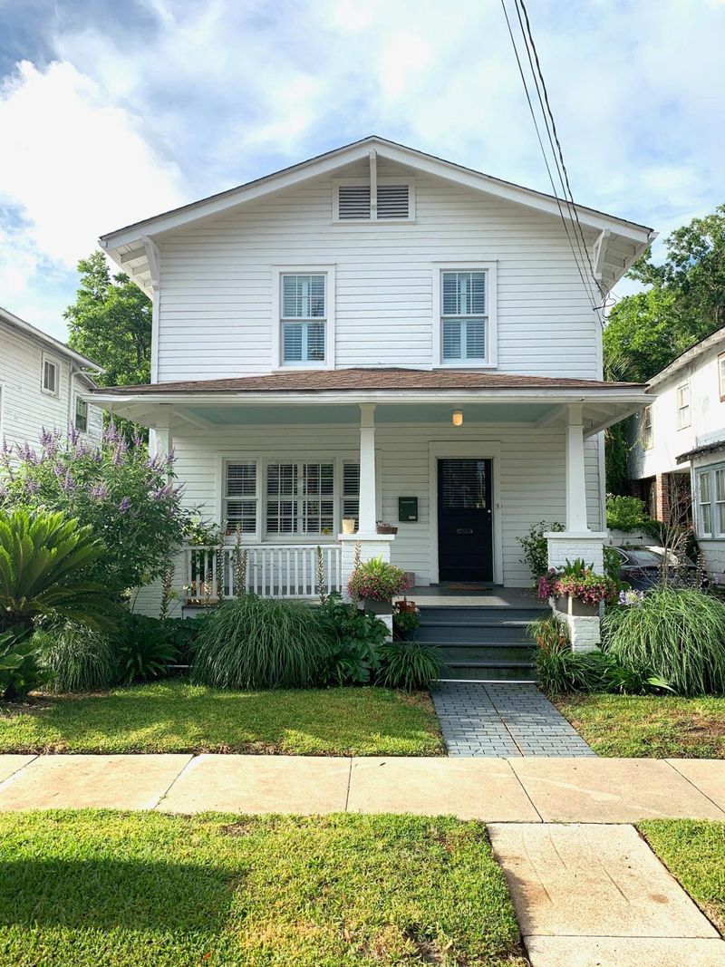 59 Maple St, Charleston, SC 29403