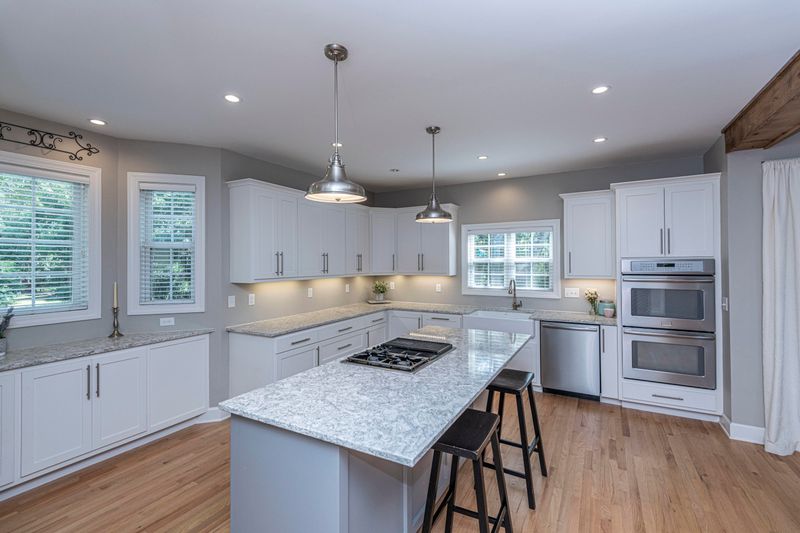 871 Treasury Bend Dr, Charleston, SC 29412