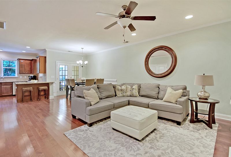 1237 Dingle Rd, Mount Pleasant, SC 29466