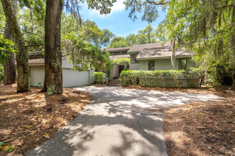 332 Catbrier Ct, Kiawah Island, SC 29455