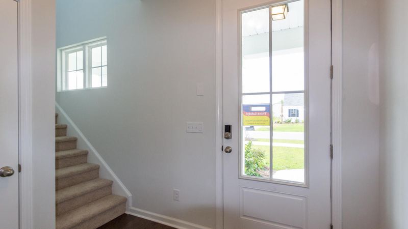 145 Airy Dr, Summerville, SC 29486