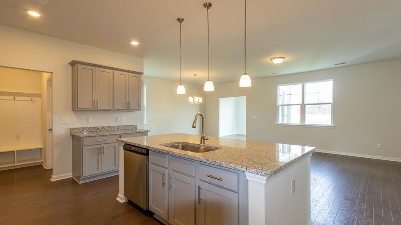 145 Airy Dr, Summerville, SC 29486