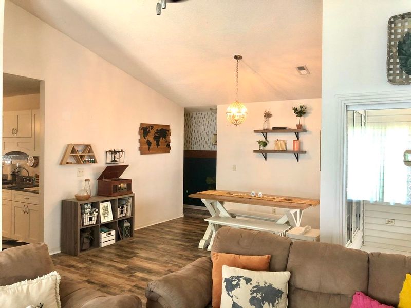 121 Coronet St, Summerville, SC 29483