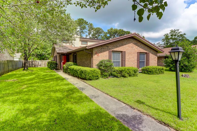 30 Milano St, Hanahan, SC 29410