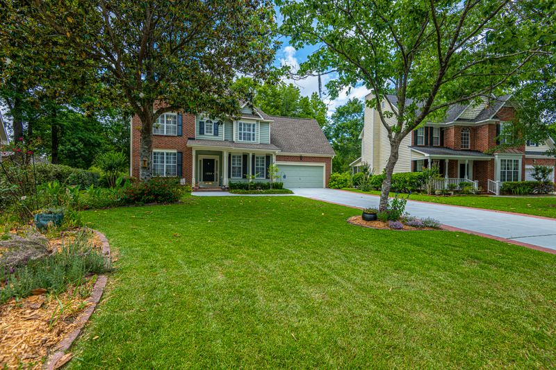 1202 Old Ivy Way, Mount Pleasant, SC 29466