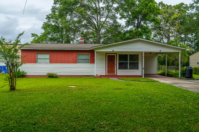 1830 Meadowlawn Dr, Charleston, SC 29407