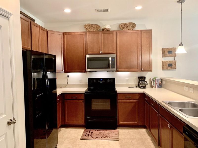 836 Winthrop St #B, Ladson, SC 29456