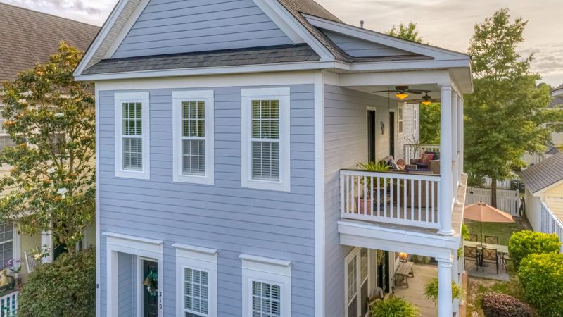 310 White Gables Dr, Summerville, SC 29483