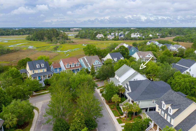 706 Netherton Ct, Charleston, SC 29492