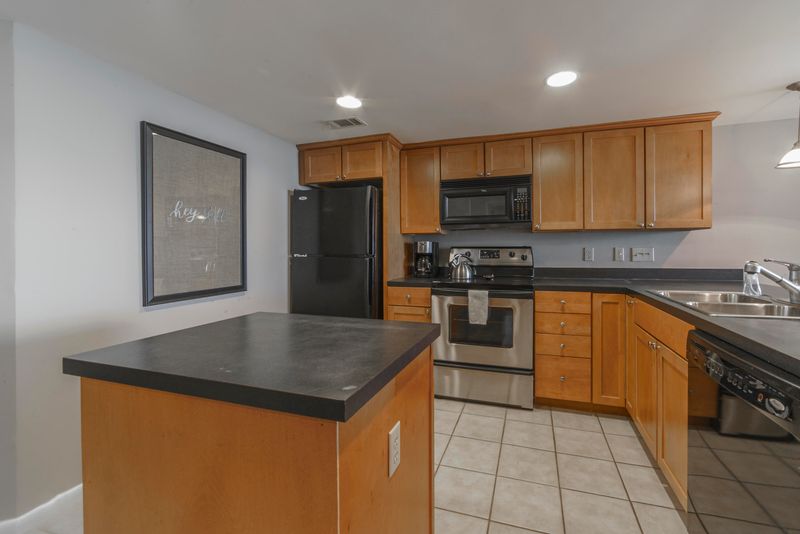 7600 Palmetto Dr #432d, Isle Of Palms, SC 29451