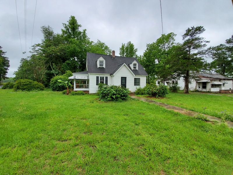 781 Durhams Corner Rd, Reevesville, SC 29471