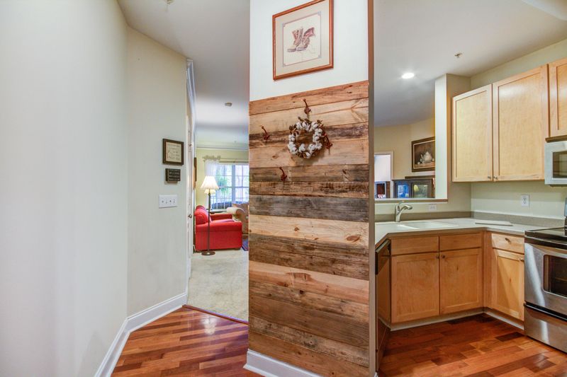 1112 Basildon Rd, Mount Pleasant, SC 29466