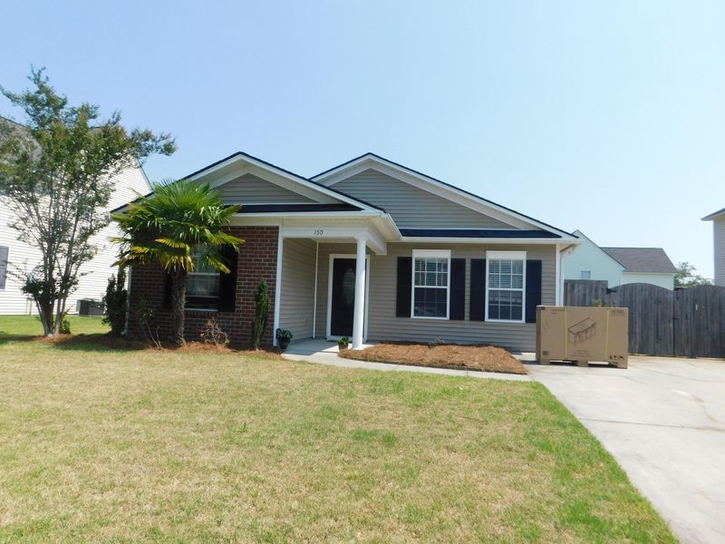 150 Patriot Ln, Summerville, SC 29486
