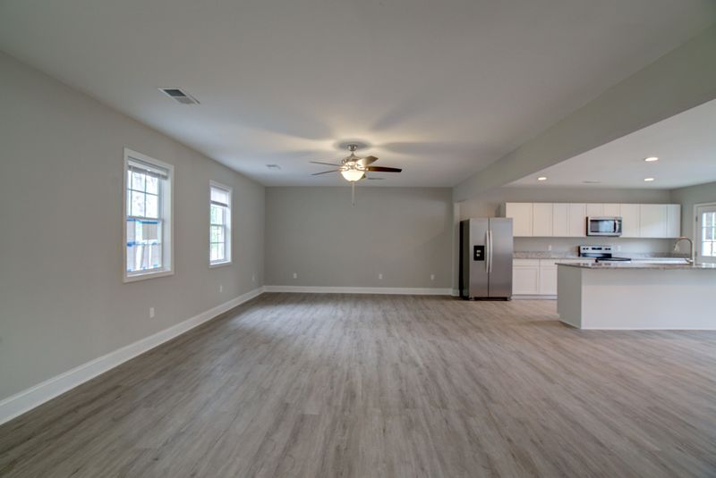 1824 N Grimball Rd, Charleston, SC 29412