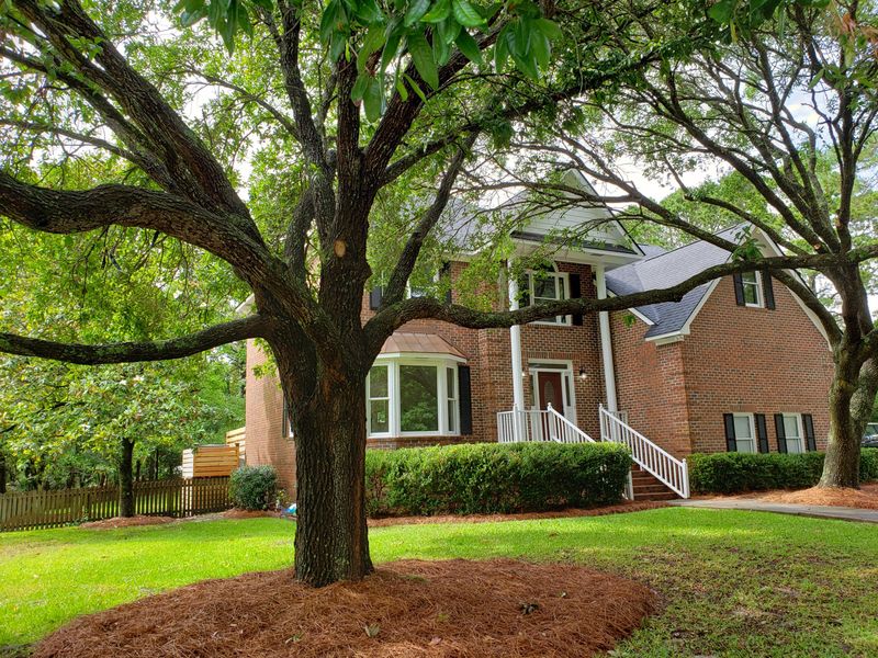1501 Strathmore Ln, Mount Pleasant, SC 29464