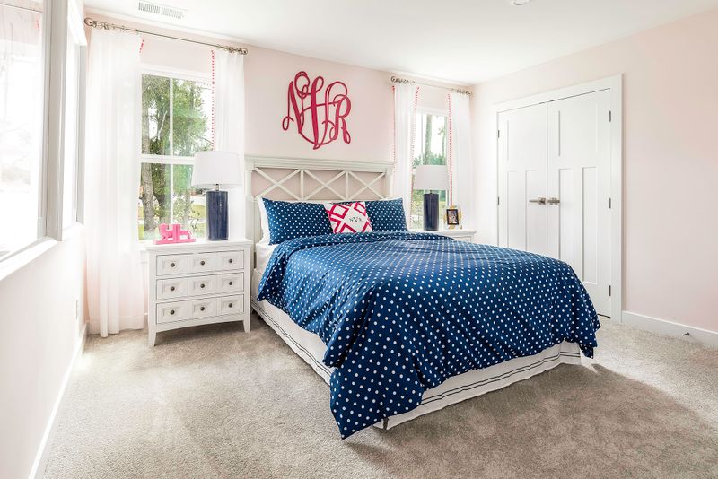436 Coopers Hawk Dr, Summerville, SC 29483