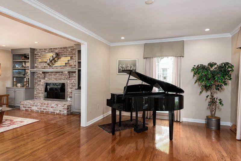 1685 Southport Dr, Charleston, SC 29407