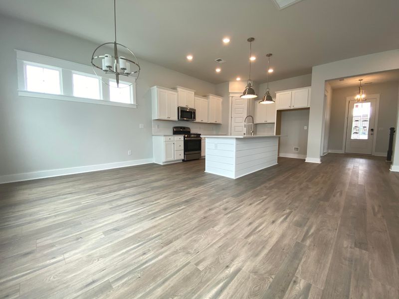 1801 Sandy Brook Dr, Mount Pleasant, SC 29466