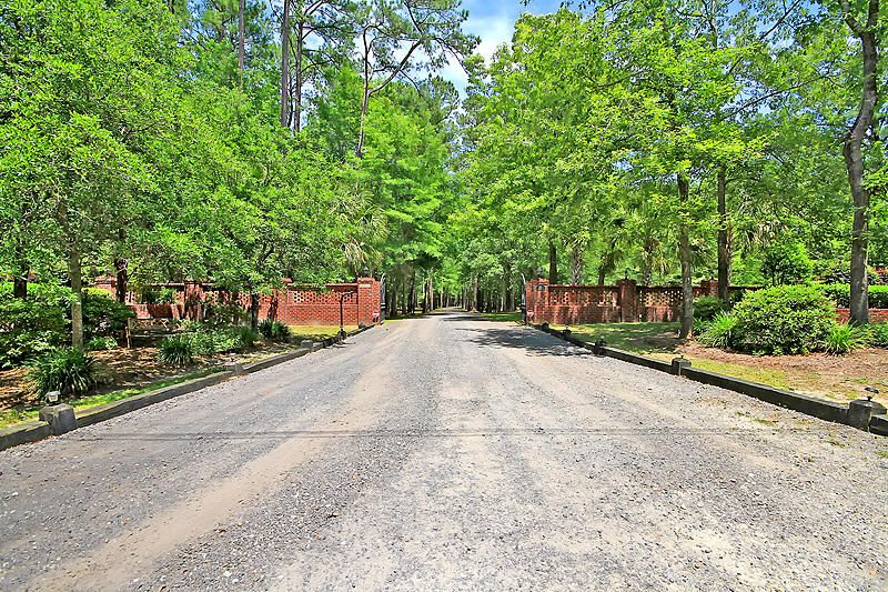 4852 Ashley River Rd, Summerville, SC 29485