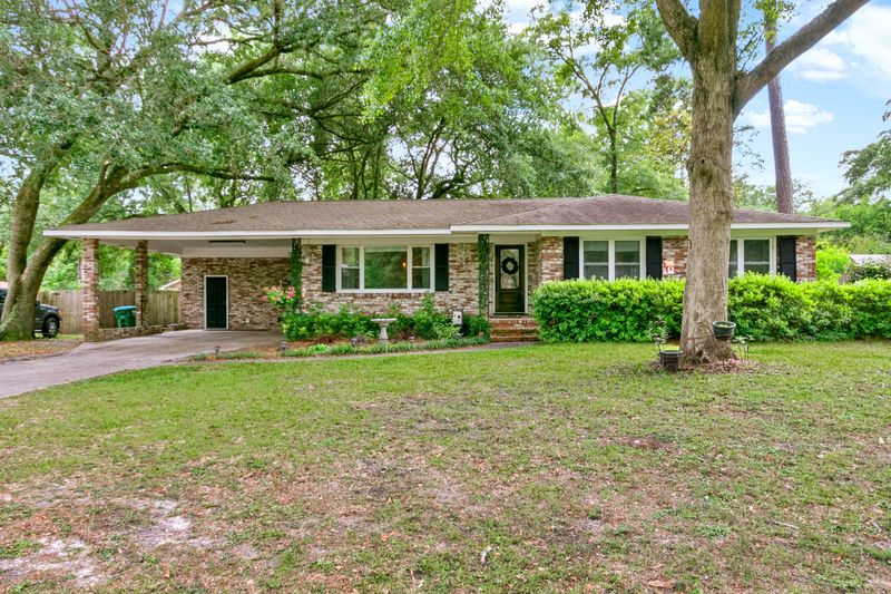 206 Harter Dr, Summerville, SC 29485