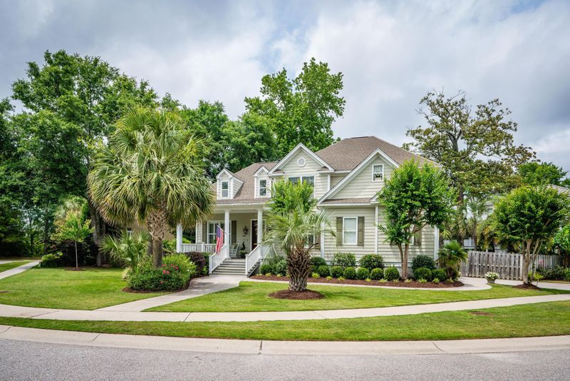 1313 Parkton Rd, Mount Pleasant, SC 29464
