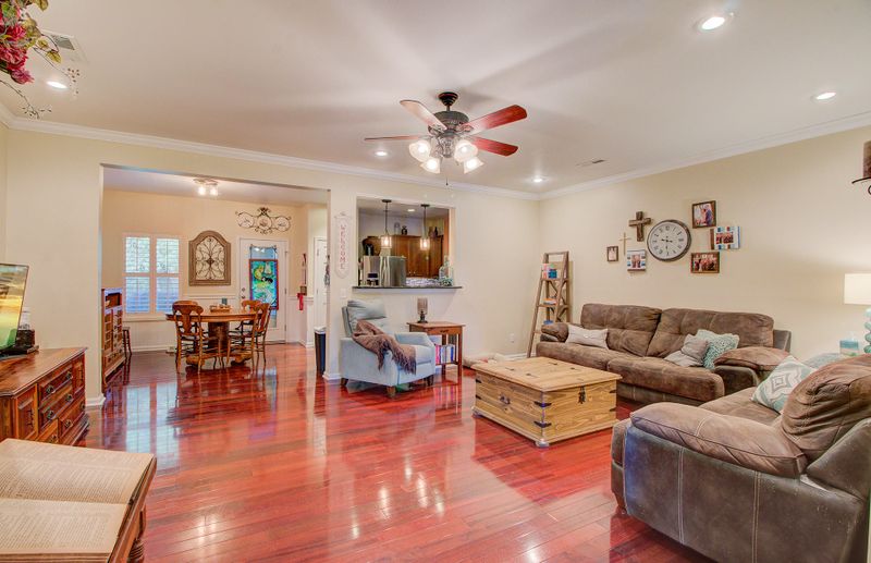 1028 Bennington Dr, Charleston, SC 29492