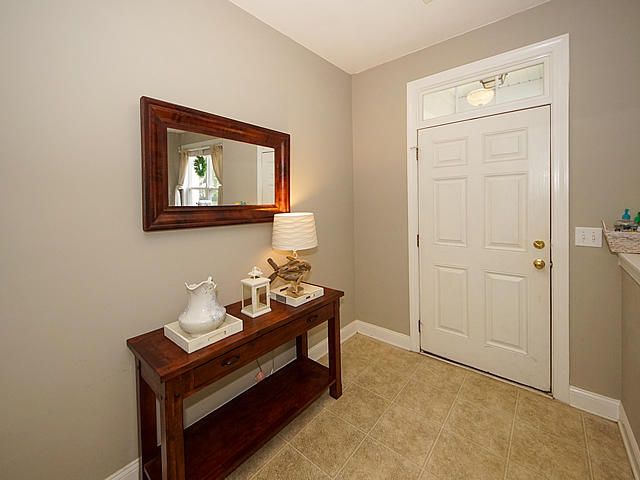 1133 Thrower St, Charleston, SC 29492