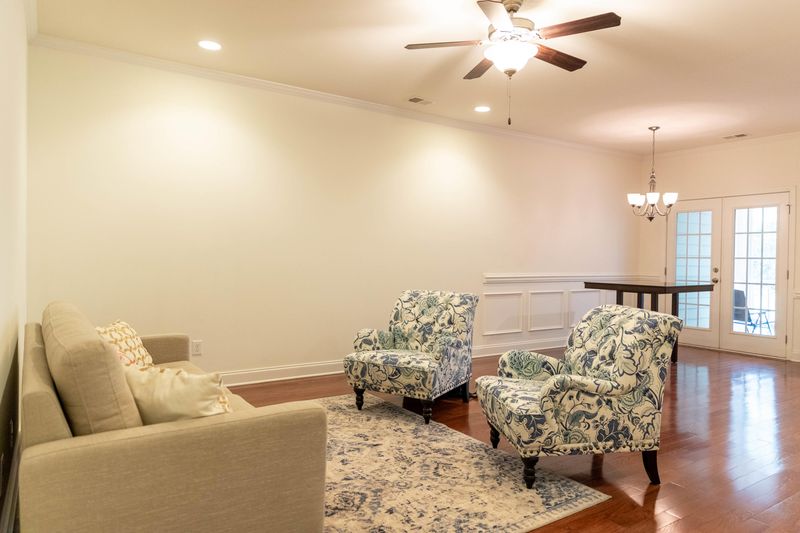 1277 Dingle Rd, Mount Pleasant, SC 29466