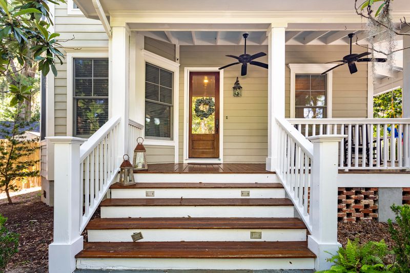 179 Riverland Dr, Charleston, SC 29412