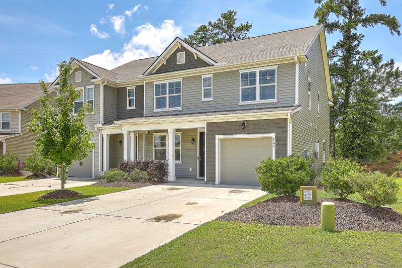 127 Wild Holly Dr, Moncks Corner, SC 29461