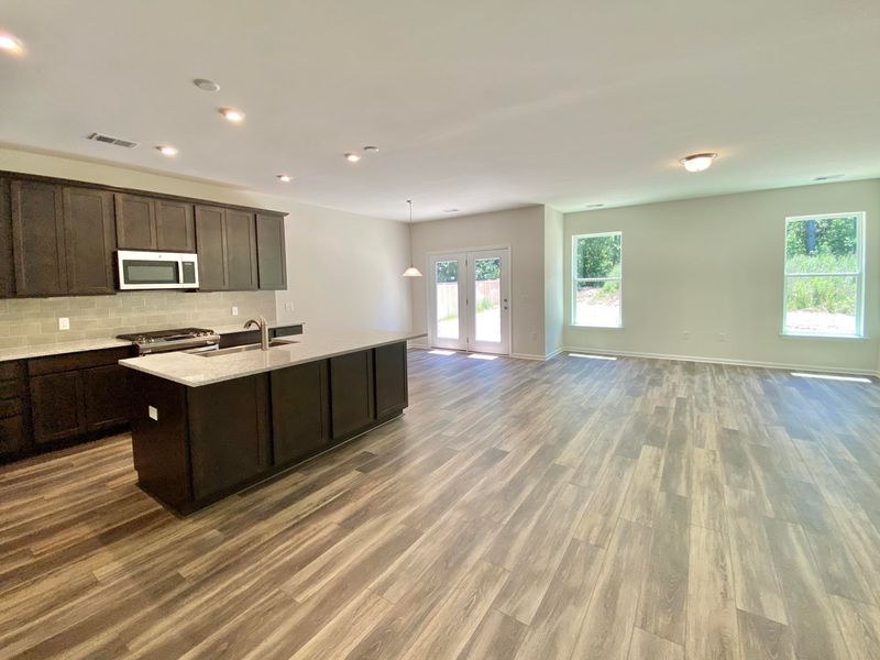 429 Brookgreen Dr, Moncks Corner, SC 29461